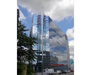 Poslovna zgrada Spaz